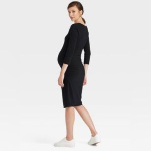 NWOT • Isabel Maternity • 3/4 Sleeve Essential Midi T-Shirt Maternity Dress